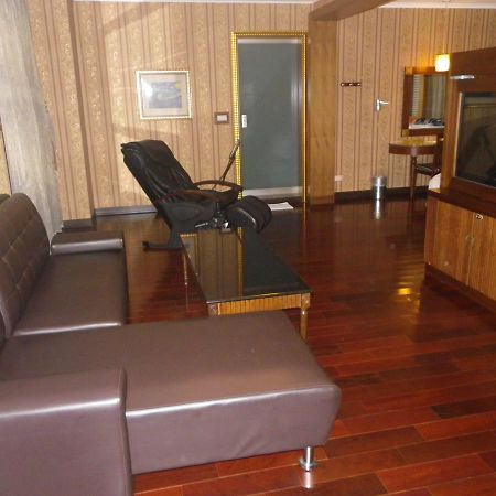 Sunflower Motel Hsinchu Exterior foto