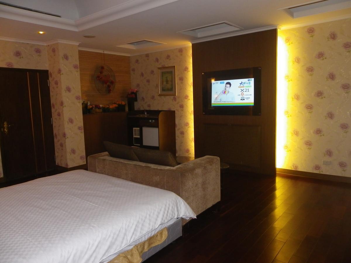Sunflower Motel Hsinchu Exterior foto